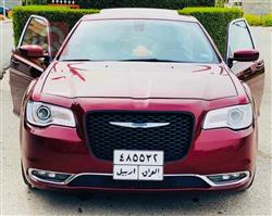 کرایسلەر 300